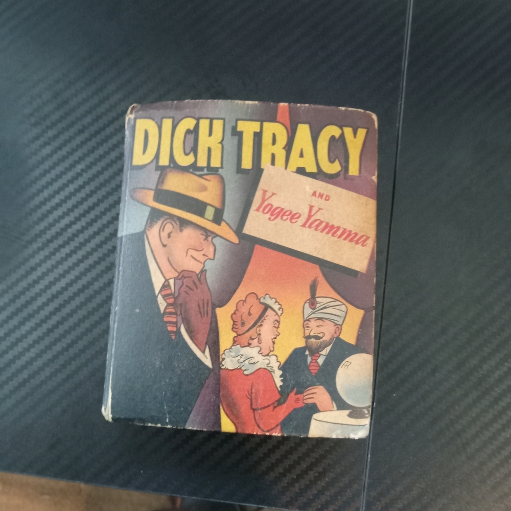 Dick Tracy and Yogee Yamma Comic Book(1940,1946